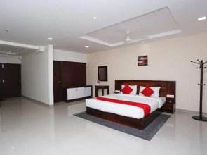 OYO 18826 Hotel Emerald