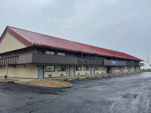 Travelodge by Wyndham Holland/Toledo