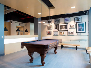 Aloft New York LaGuardia Airport