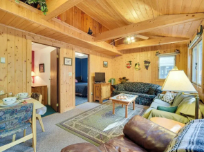 Hayward Cabin w/ Boat Slip + Fish House!