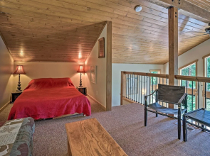 Private Leavenworth Cabin w/ Mtn Views & Fire Pit