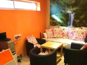 House With 5 Bedrooms in Dos Hermanas, With Pool Access, Enclosed Gard