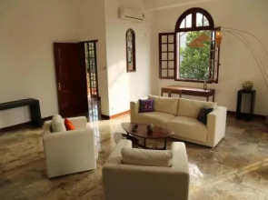 Madam Lan Anh Duong River View - H2H