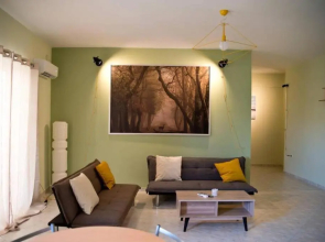 Chalkis Green Leaf House