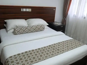 Guim'S Square Hotel