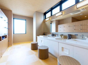 Hotel Hillarys Shinsaibashi