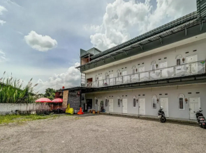 Oyo 91023 Salsabilla Guest House Syariah