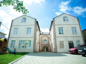Hotel De-Marko