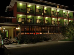 Rhebas Hotel