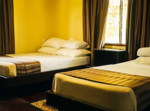 Overbridge River Resort