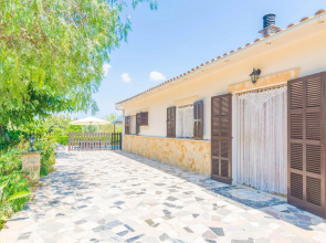 VILLA FERNANDO -  Beautiful country house with private pool and garden. Free WiFi