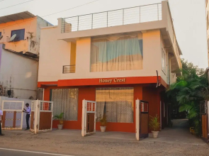 Naksha Tree Hotels Honey Crest