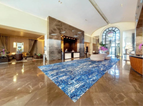 Monte-Carlo Bay Hotel & Resort