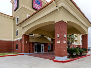 Comfort Suites Galveston Cruise Port Area – Beachside