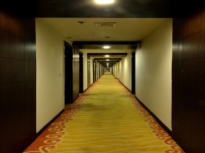 Lakshya's Hotel