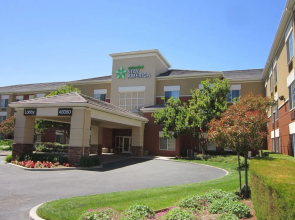 Extended Stay America Fremont - Fremont Boulevard South