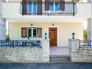 Villa Francesco - Four-bedroom Apartment