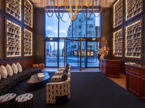 Wine & Books Porto Hotel - Small Luxury Hotels of the World