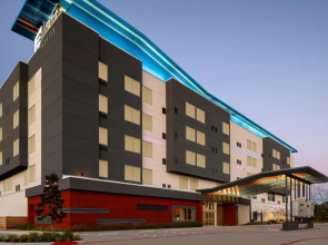 Aloft Houston Shenandoah