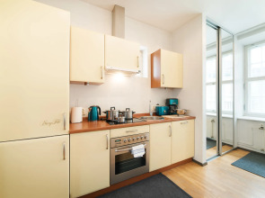 Tallinn City Apartments - Town Hall Square