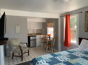 Northeaster Motel