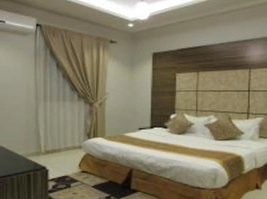 Iwan AlAndalusia Hotel suites