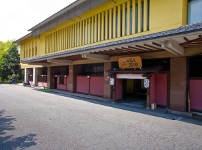 Yamanaka Onsen Ohanami Kyubei