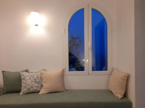 Mirabello Sea House