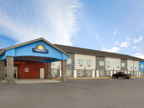 Days Inn by Wyndham Wainwright