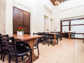 Capital O160 Lumbini Dream Garden Guest House LLC