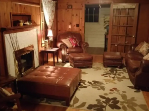 Historic Smarthouse Charming Comfy King