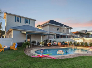 Tidal Wave by Avantstay Priv Pool Walk to Beach