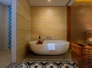 Sagara Candidasa by AHM