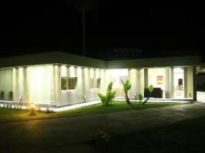 Apart Tres Hotel
