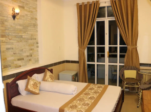Ngoc Son Hotel
