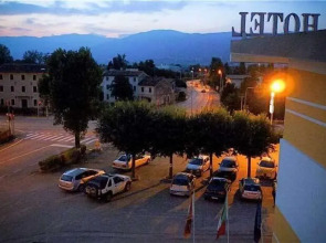 Hotel Mirella & Ristorante Don Bacco