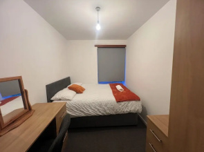 The Coral Guest House Winchester