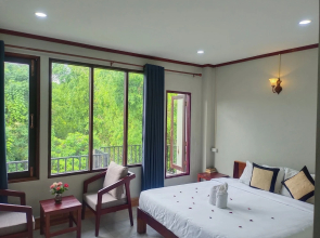 Vang Vieng Champa Hotel