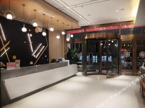 IU Hotels· Taiyuan Jinyanghu Hongdenglong Stadium