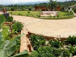 Okapi Hotel