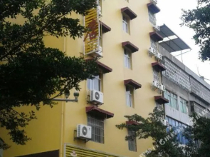 Yuechang Hotel(越昌酒店（沃尔玛时代广场店）)