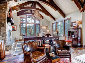 Moose Lodge Highlands Area by Pinnacle Lodging