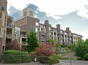 2201 Country Club Drive - 2 Bedroom