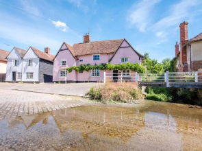 Bridge House, Kersey