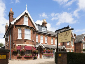 Yorke Lodge Bed & Breakfast