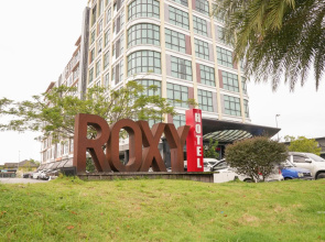 Roxy Hotel and Apartments Hotel