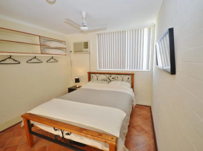 Sun River Chalet 10 Kalbarri WA