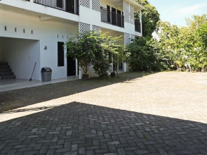Hotel O Kost Putih Syariah