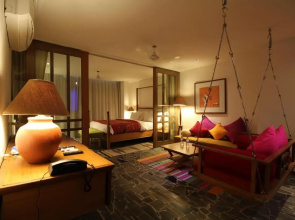 The Sky Imperial Aarivaa Luxury Homestay