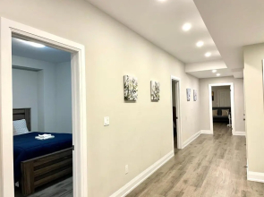 Charming, Comfortable Apartment in Pickering